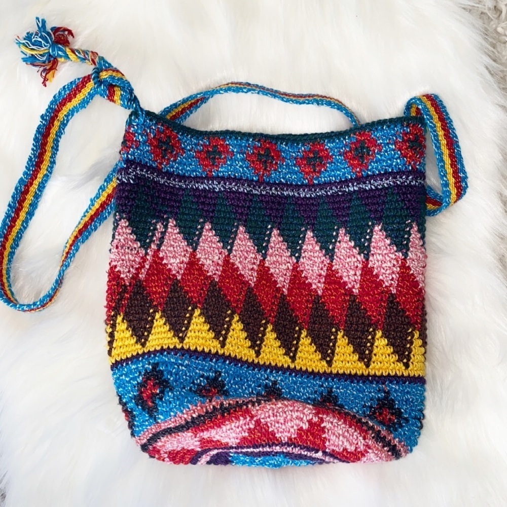 Crochet Mochila Wayuu Bag - Picture 9 of 15